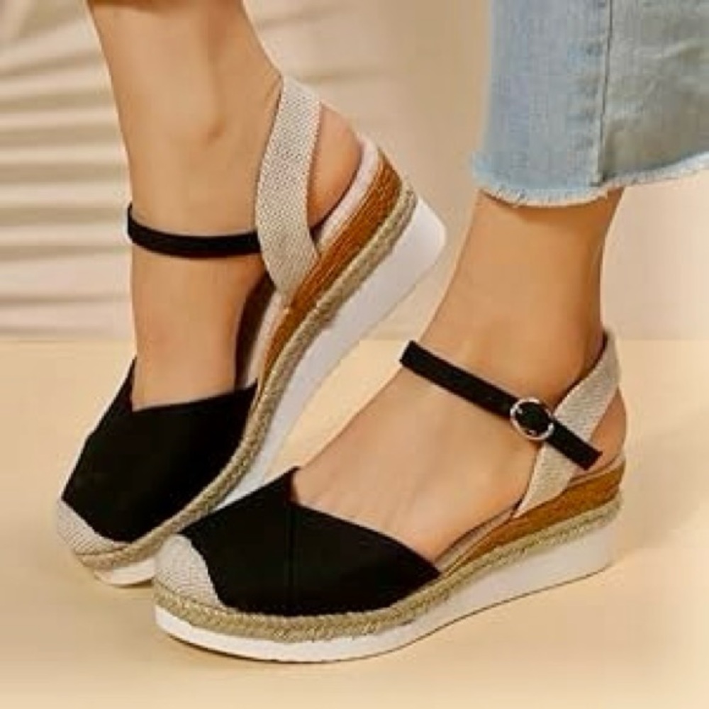 Cream / Black Espadrilles